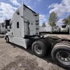 2015 Freightliner Cascadia Sleeper Truck Tractor